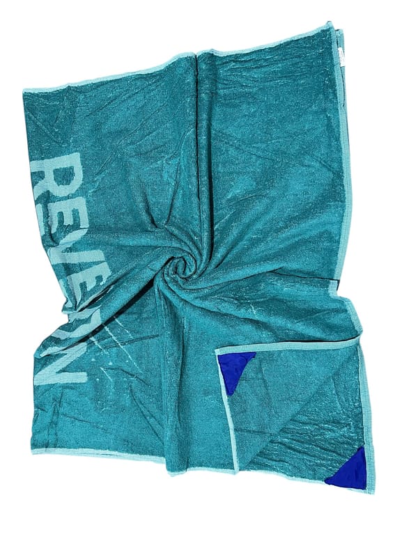 Photoroom_007_20250526_002422 Reventon